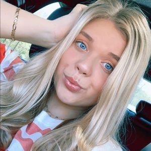 Meet your Posher, Kylee